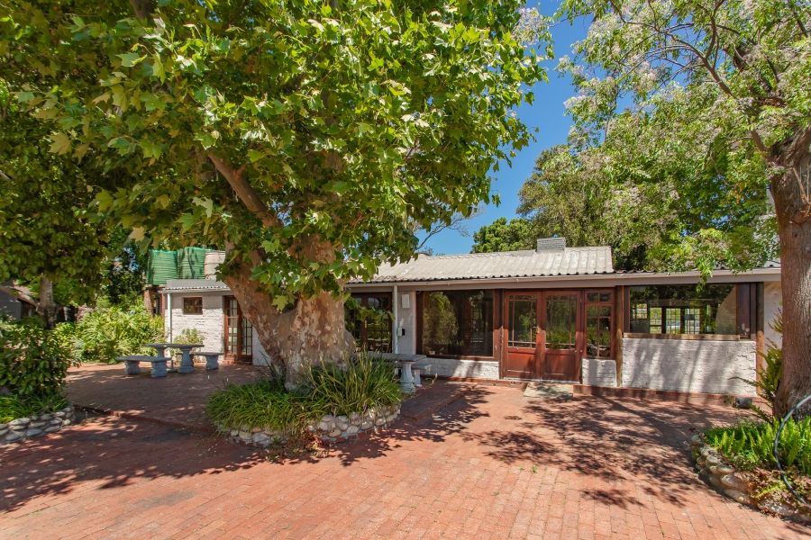 11 Bedroom Property for Sale in Franschhoek Rural Western Cape